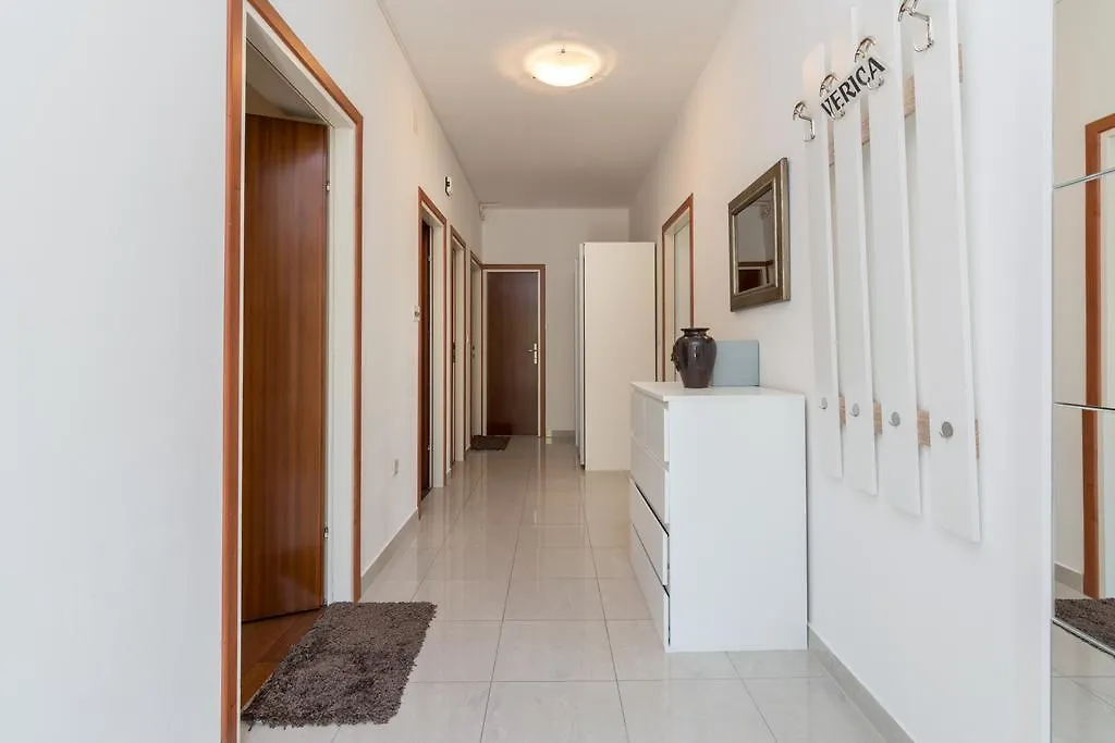 Apartment Apartman Verica Trogir Kroatien